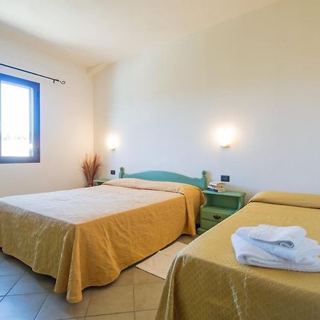 Residenza Gli Ontani Hotell Orosei Exteriör bild