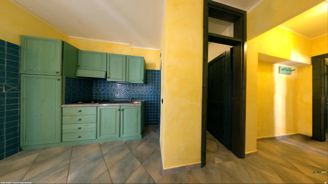 Residenza Gli Ontani Hotell Orosei Exteriör bild