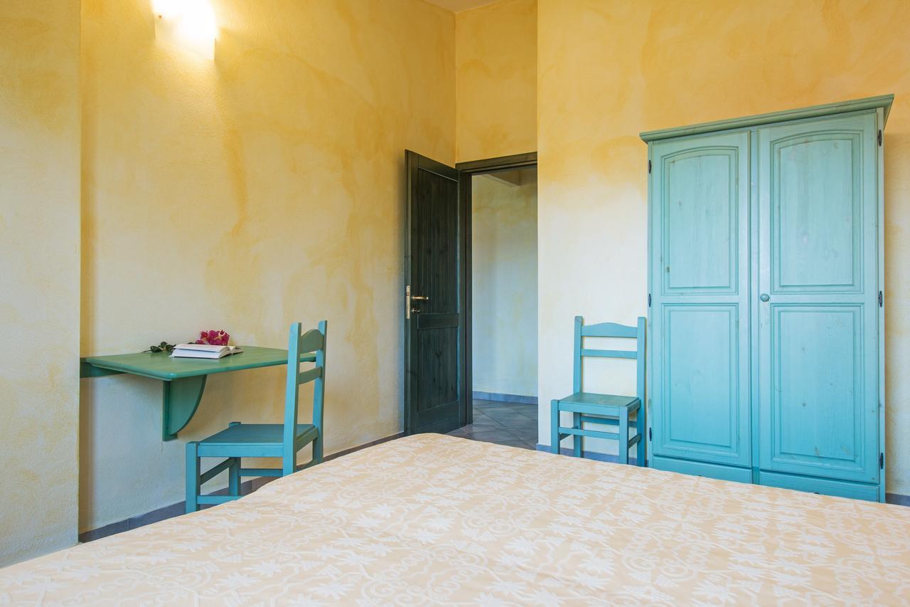 Residenza Gli Ontani Hotell Orosei Exteriör bild