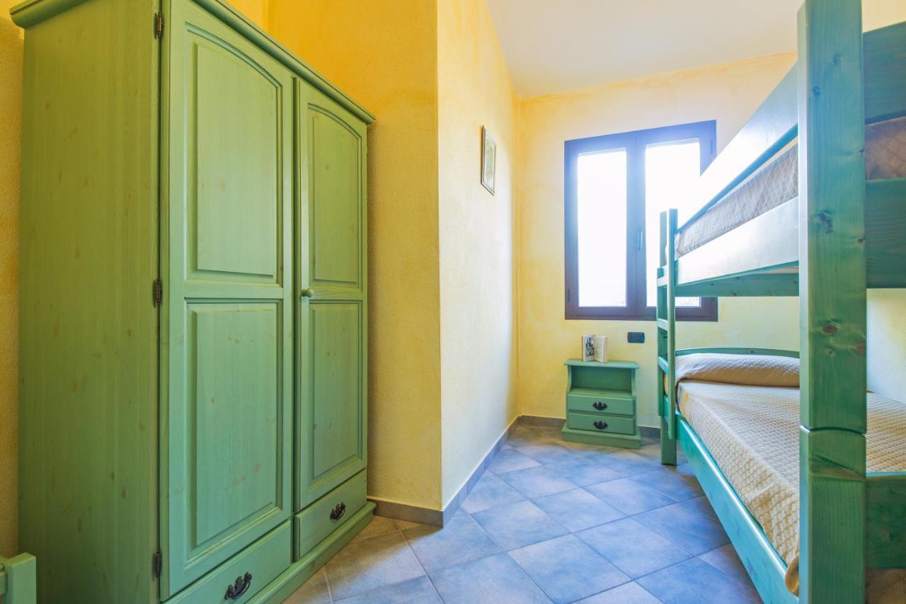 Residenza Gli Ontani Hotell Orosei Exteriör bild